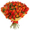 35 кустовых роз оранжево-красных