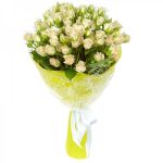 15 кустовых роз белых